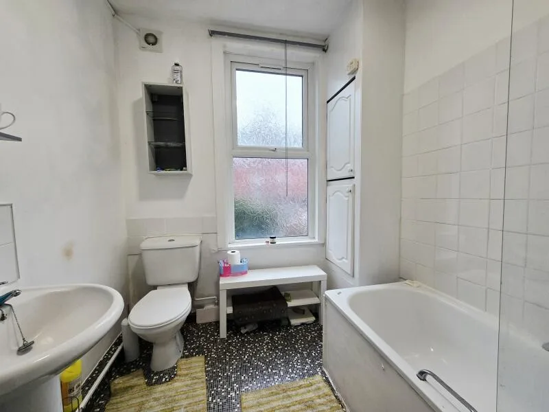 4 bedroom terraced house for rent