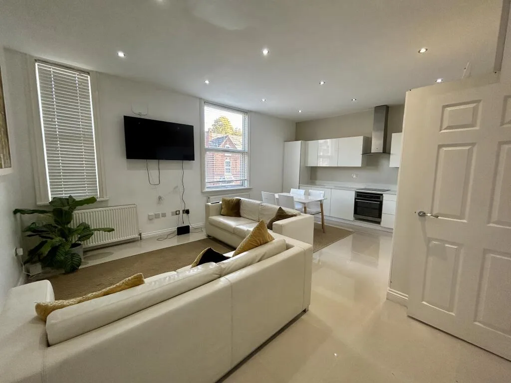 2 bedroom flat for rent