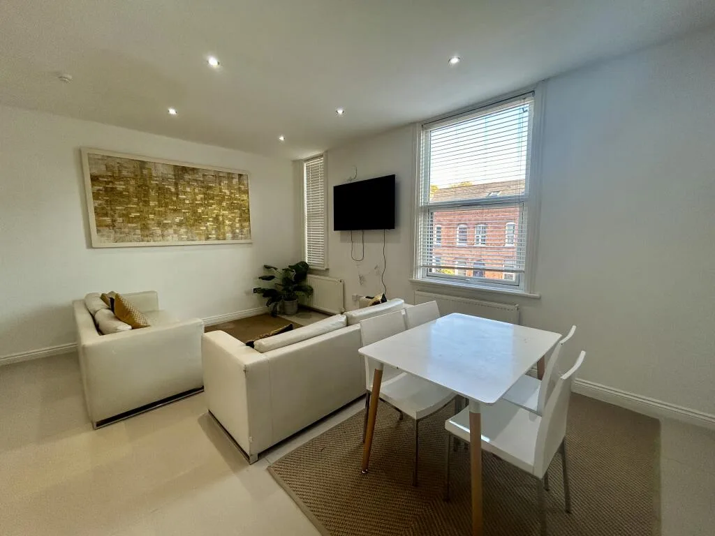 2 bedroom flat for rent