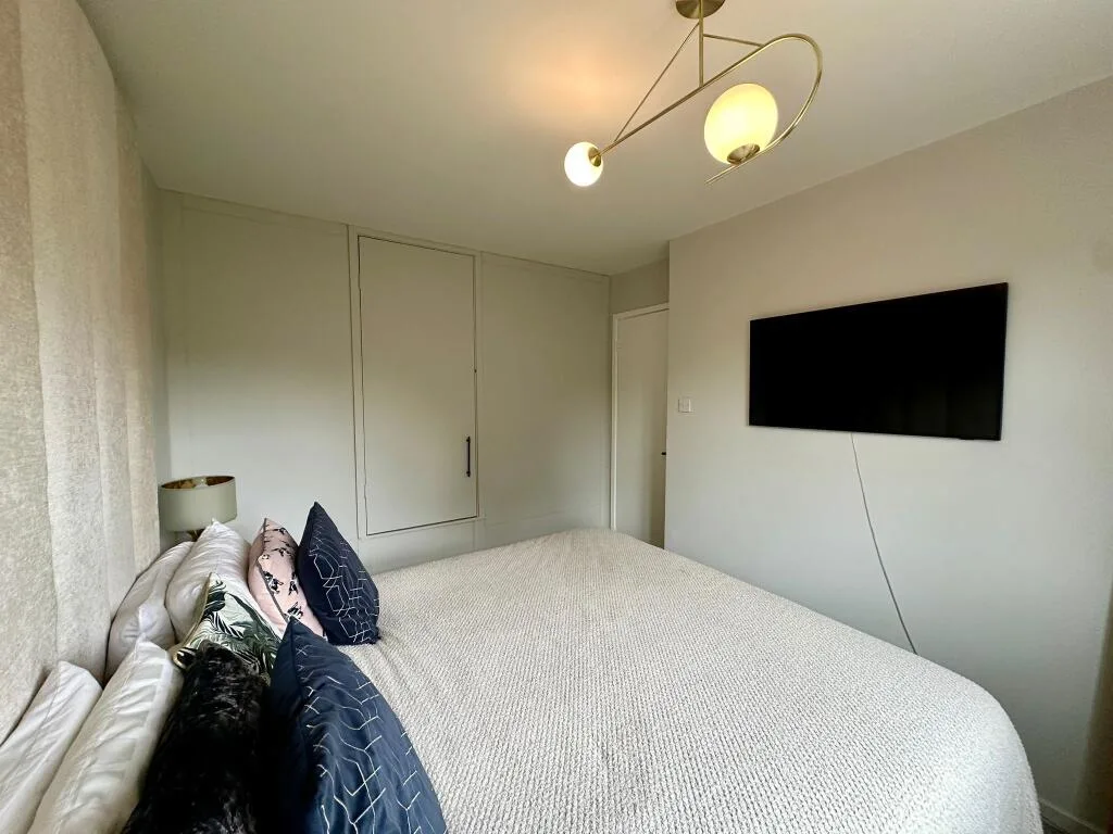 3 bedroom semi-detached house for rent
