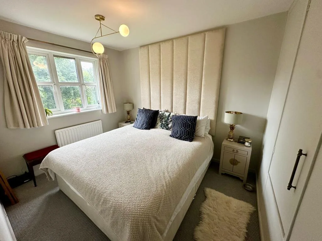 3 bedroom semi-detached house for rent