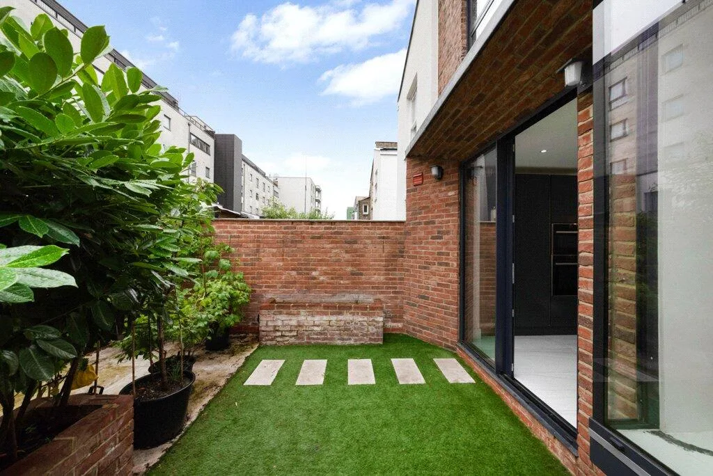 3 bedroom terraced house for rent