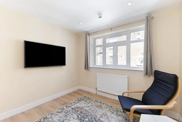 Studio flat for rent