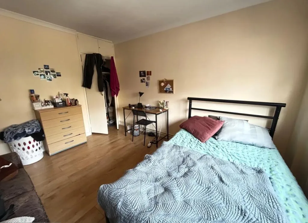 3 bedroom maisonette for rent