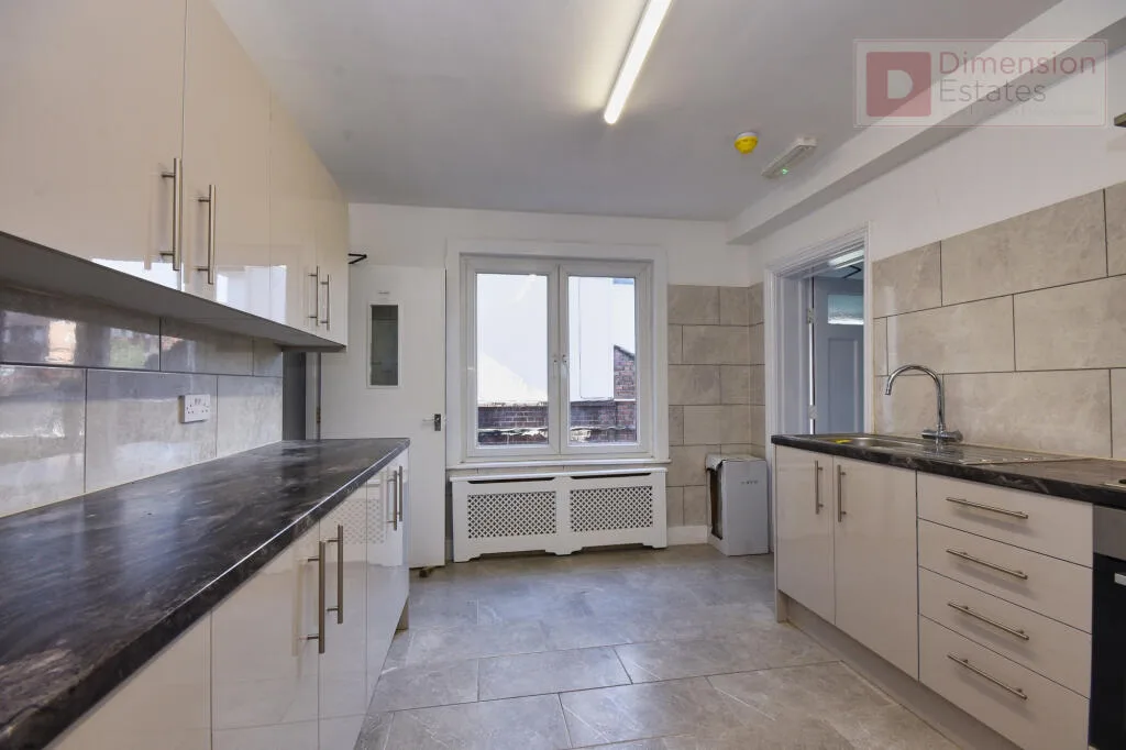 1 bedroom house share for rent