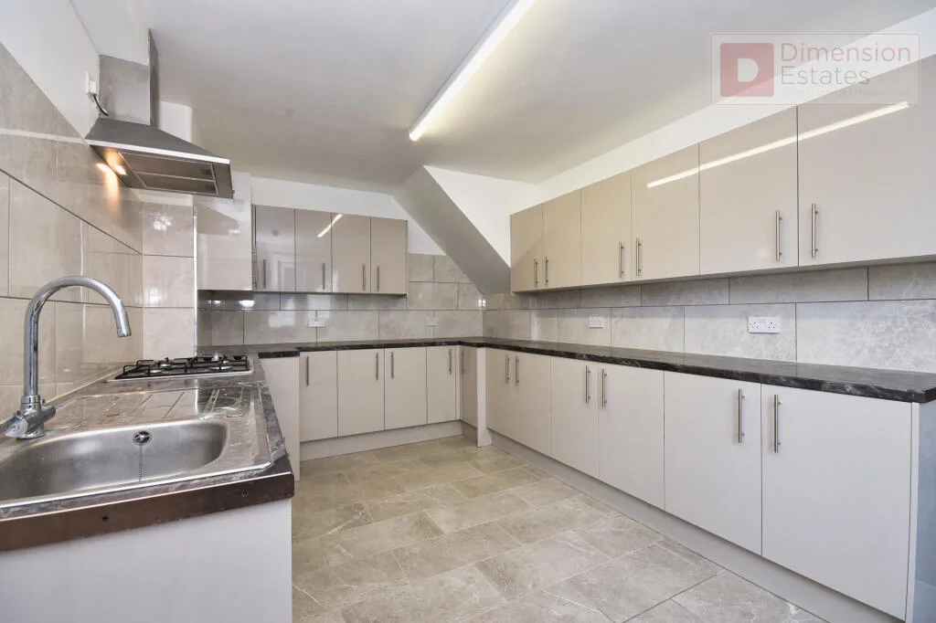 1 bedroom house share for rent