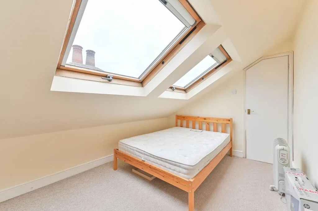 4 bedroom flat for rent