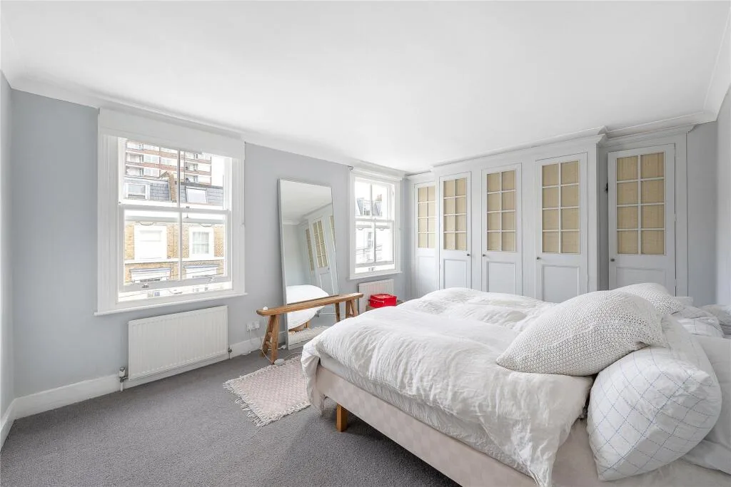 5 bedroom terraced house for rent