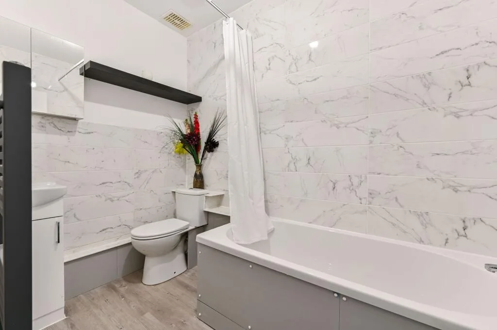 1 bedroom maisonette for rent