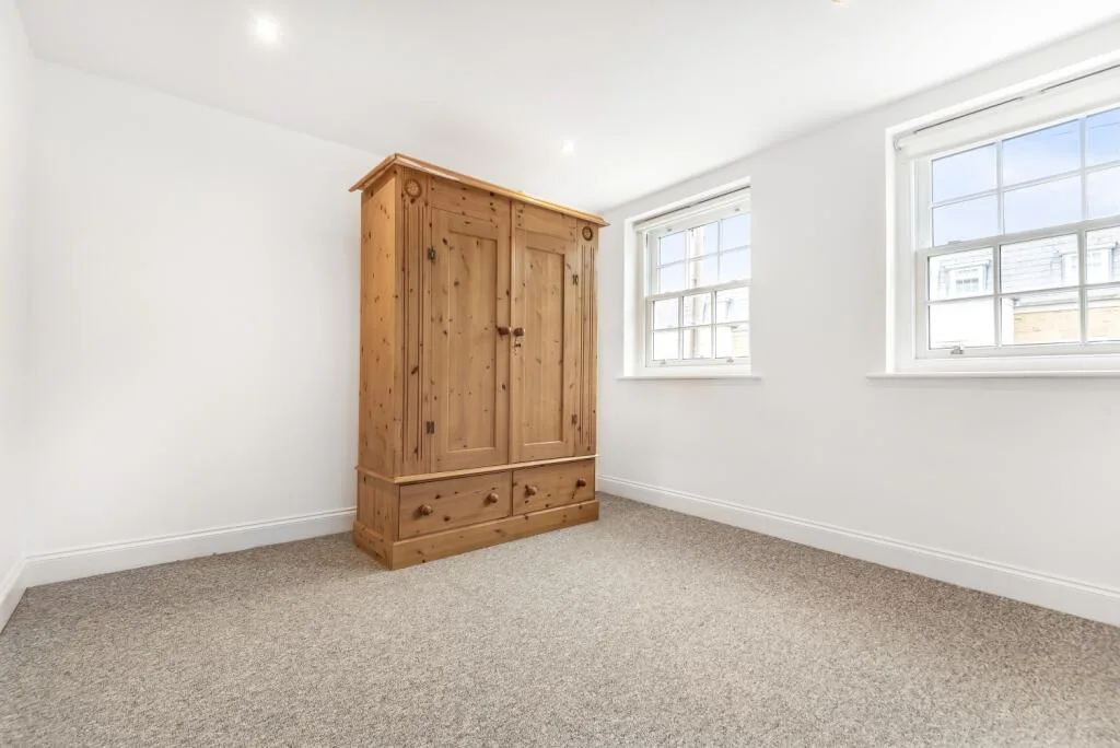 4 bedroom terraced house for rent