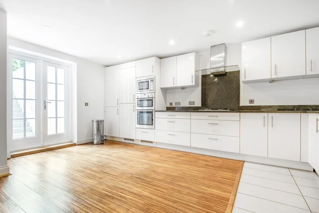 4 bedroom terraced house for rent