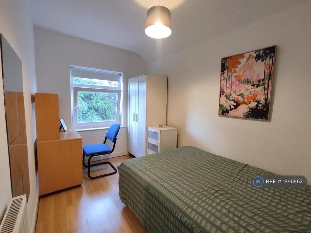 1 bedroom house share for rent