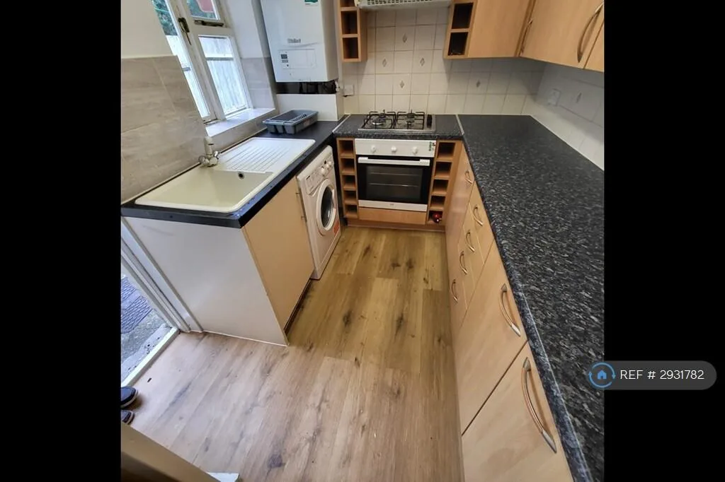 4 bedroom terraced house for rent