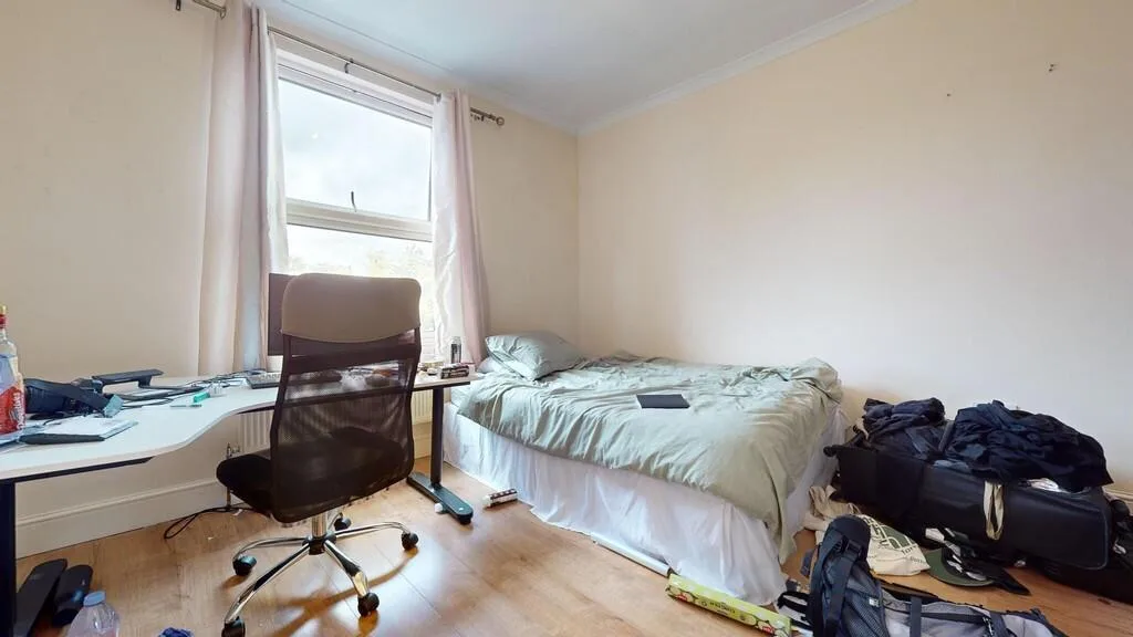 4 bedroom flat for rent