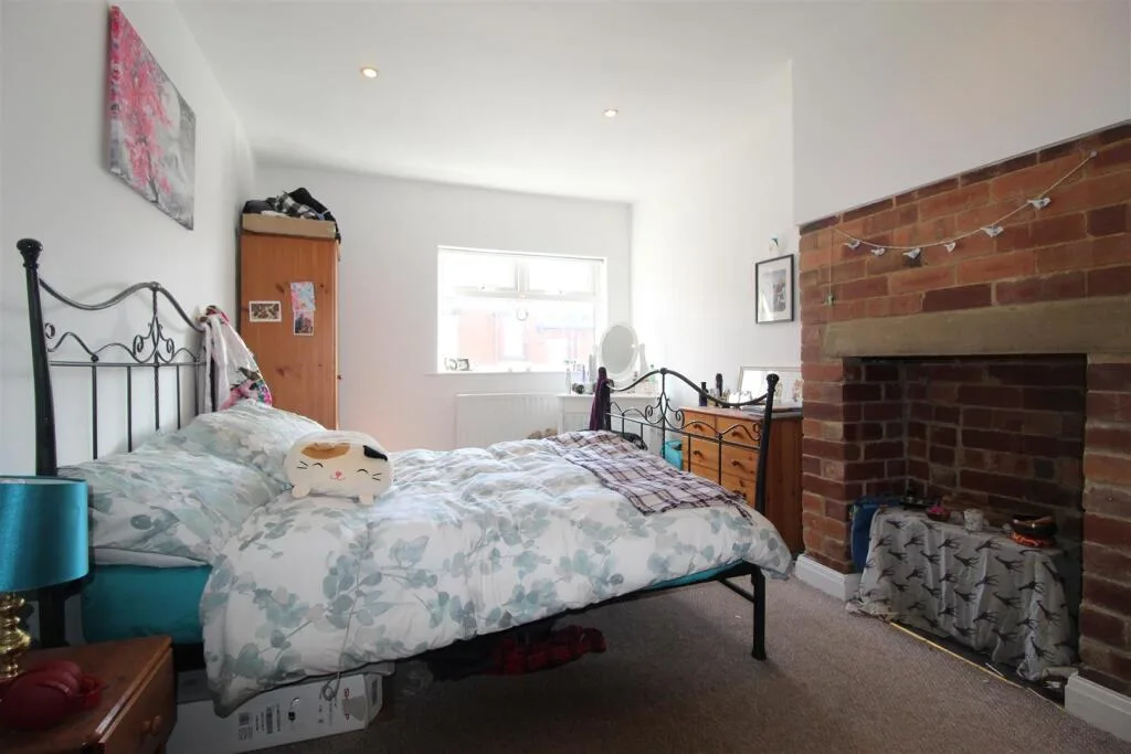 2 bedroom terraced house for rent