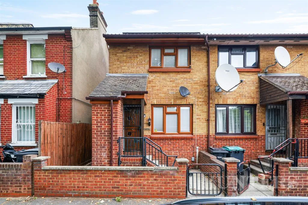 3 bedroom terraced house for rent