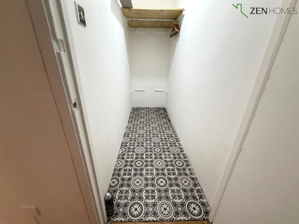 1 bedroom maisonette for rent