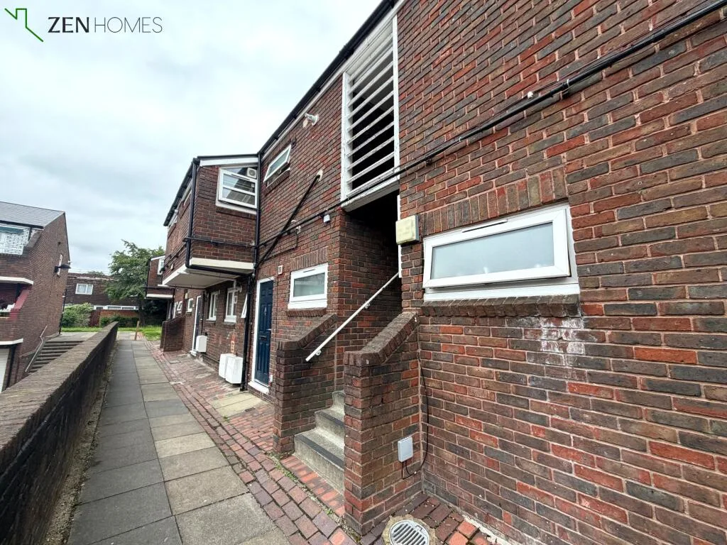 1 bedroom maisonette for rent
