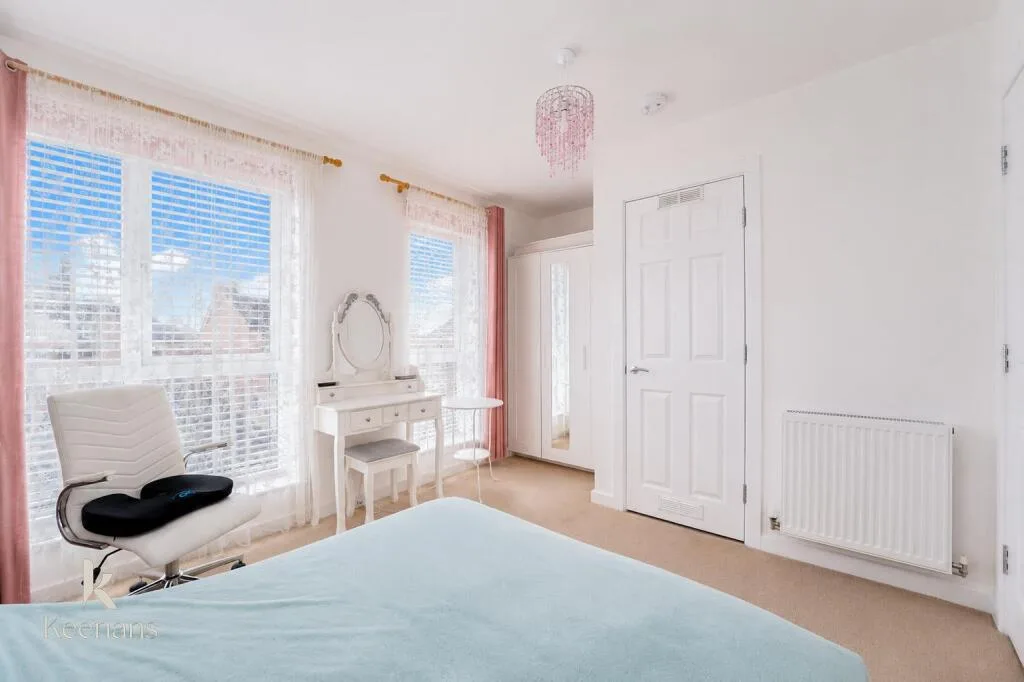 2 bedroom end of terrace house for rent