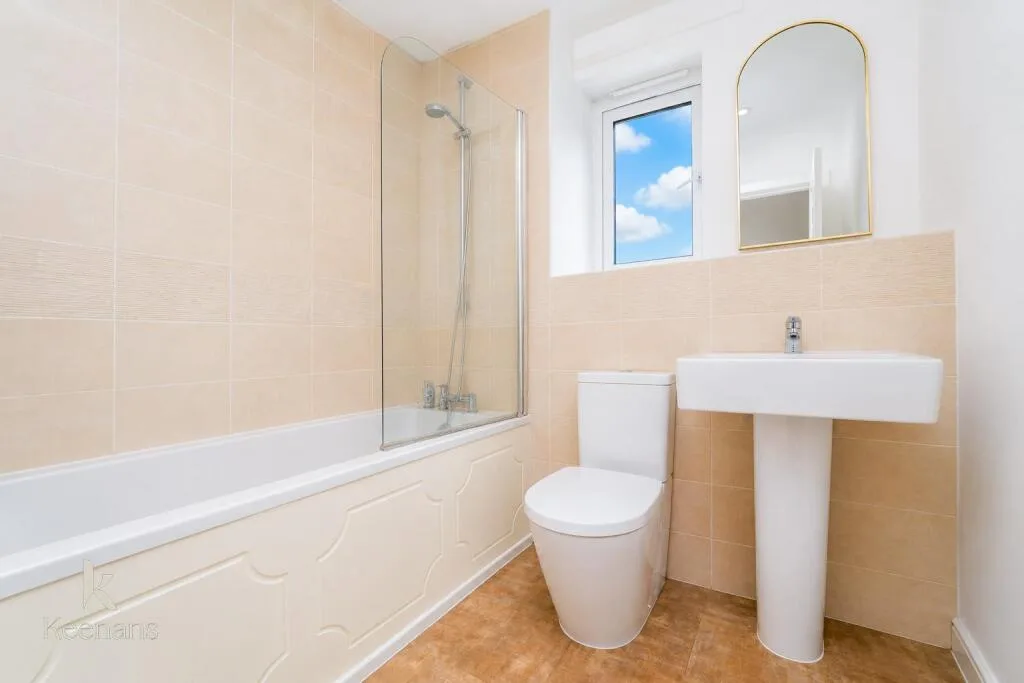 2 bedroom end of terrace house for rent