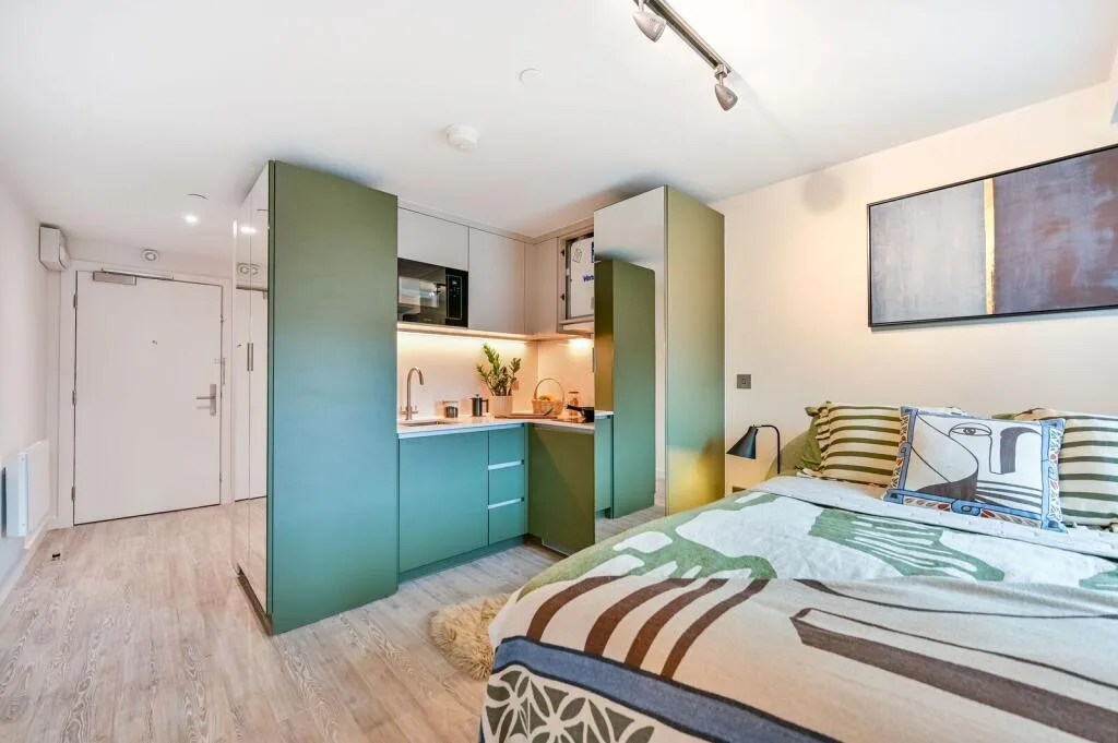 Studio flat for rent