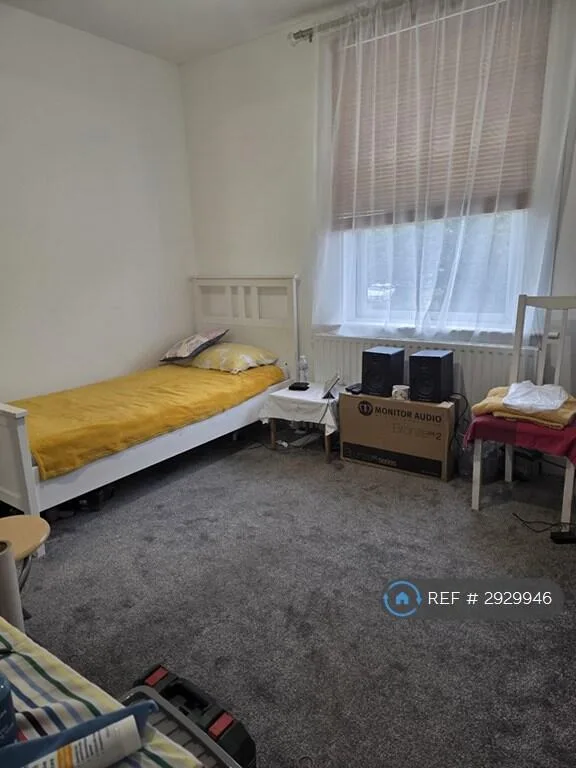 3 bedroom semi-detached house for rent