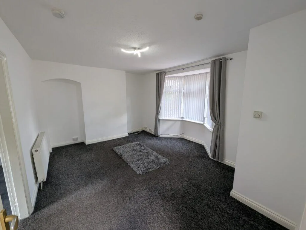 2 bedroom end of terrace house for rent
