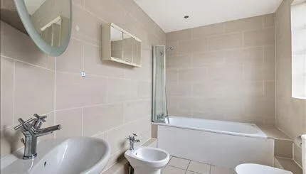 5 bedroom apartment for rent