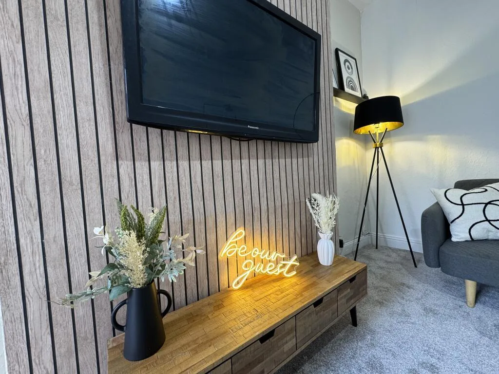 1 bedroom house for rent