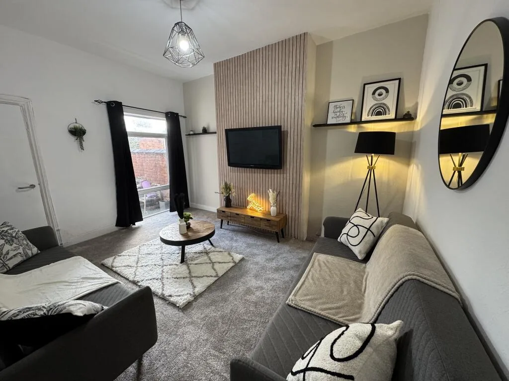 1 bedroom house for rent