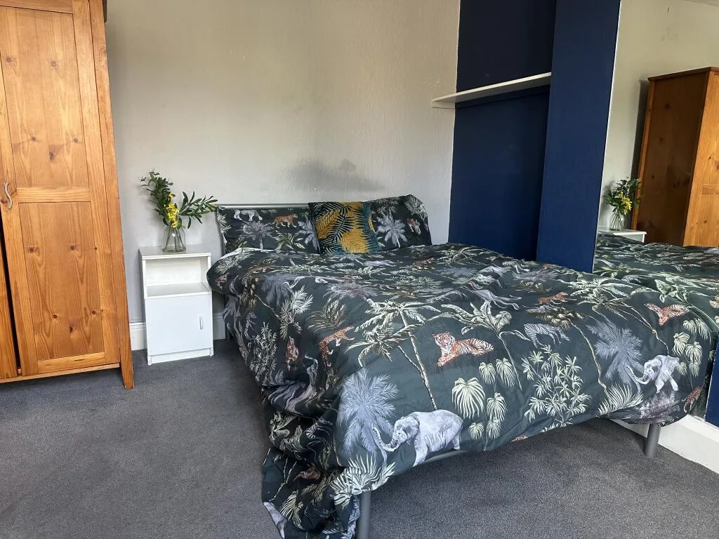 1 bedroom house for rent