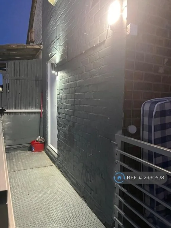3 bedroom flat for rent