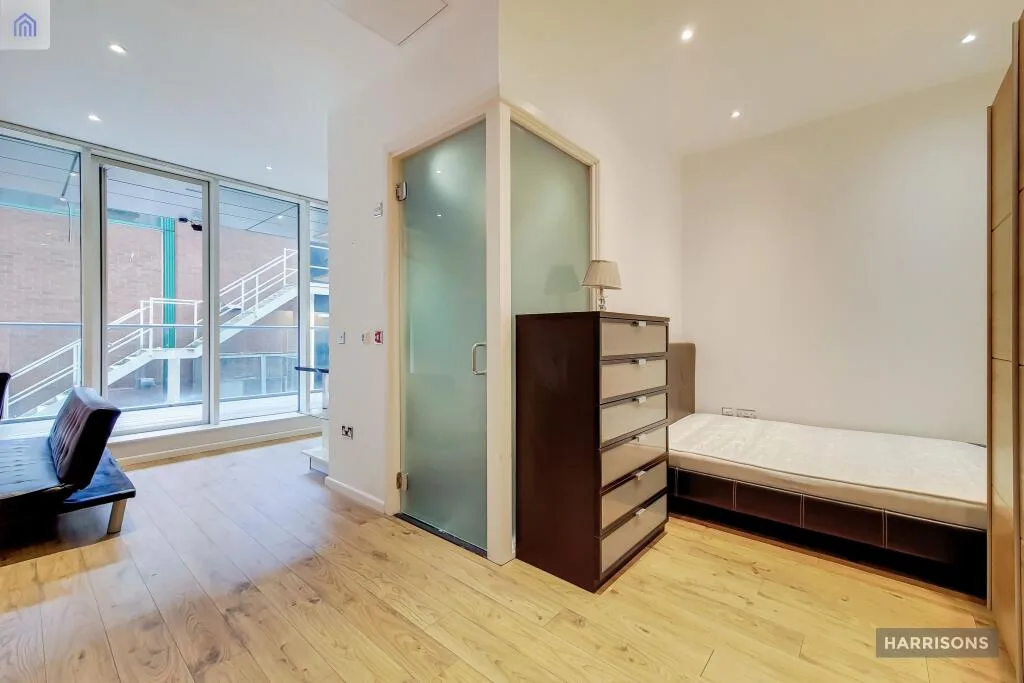 Studio apartment for rent