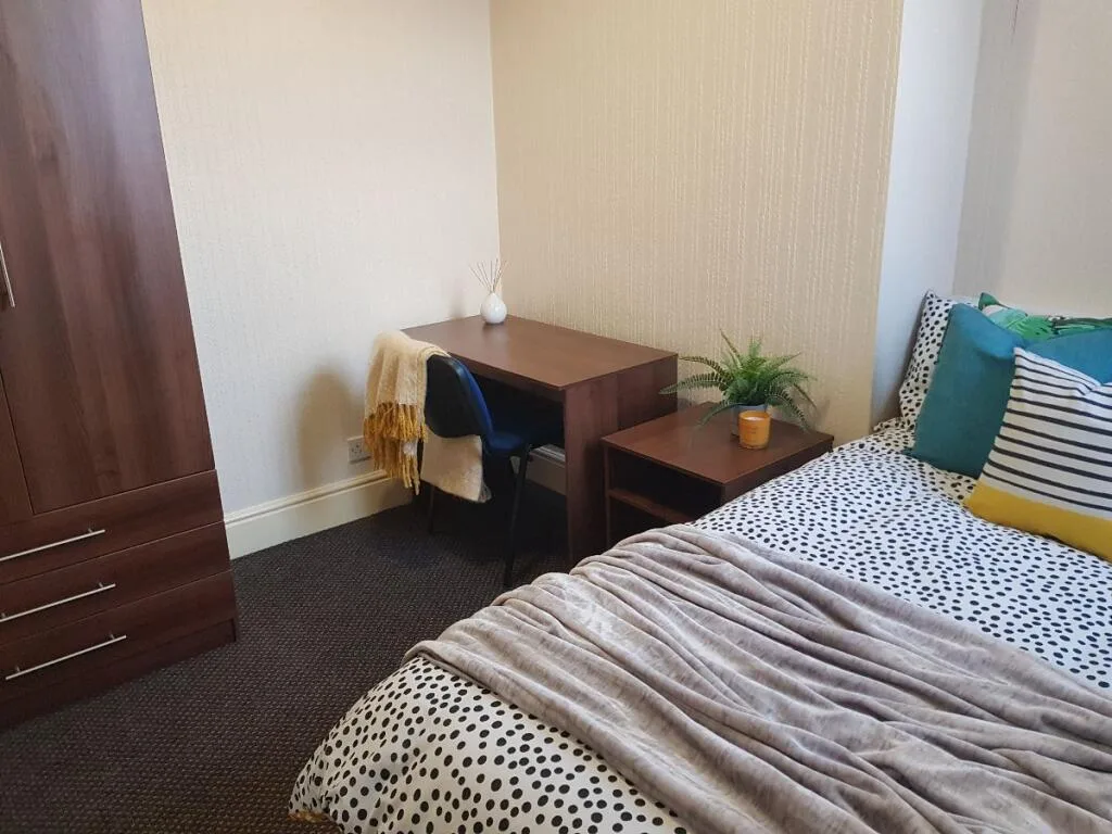 4 bedroom terraced house for rent