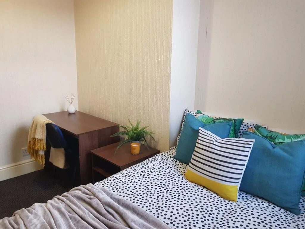 4 bedroom terraced house for rent