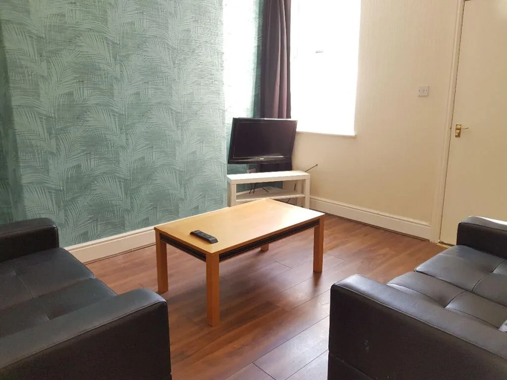 4 bedroom terraced house for rent