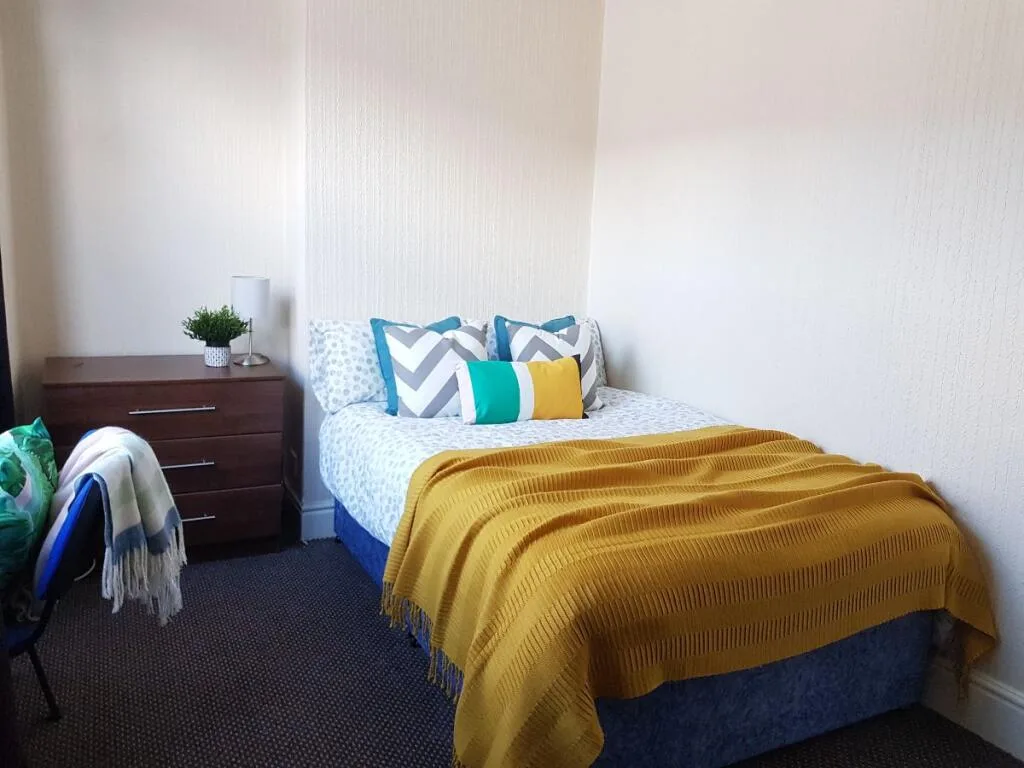 4 bedroom terraced house for rent