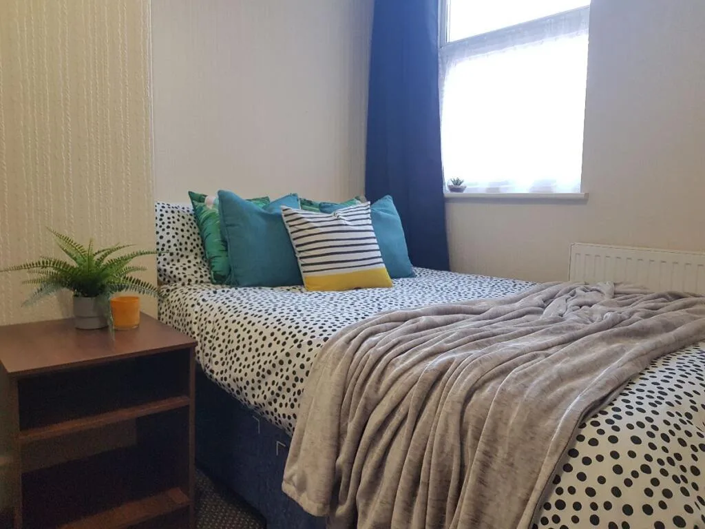 4 bedroom terraced house for rent