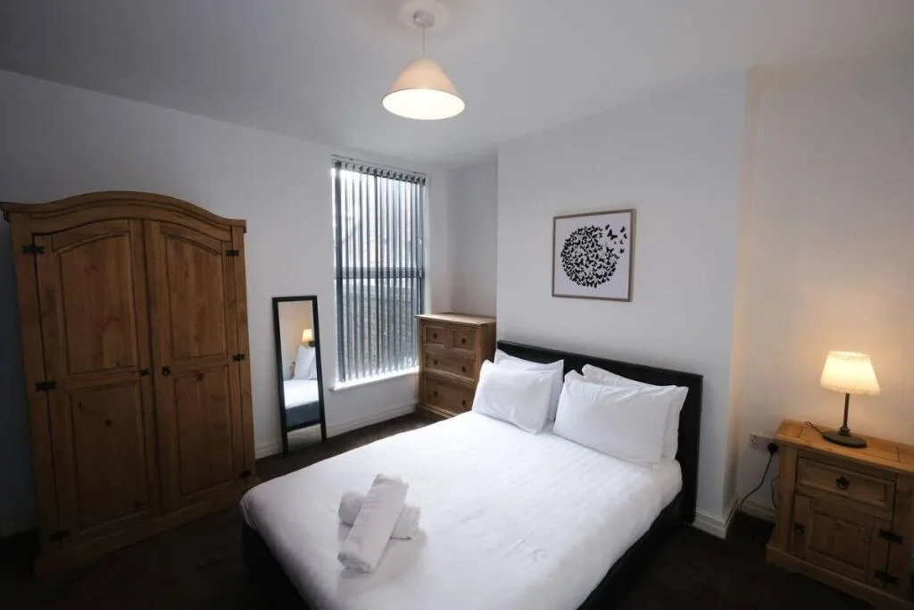 5 bedroom terraced house for rent