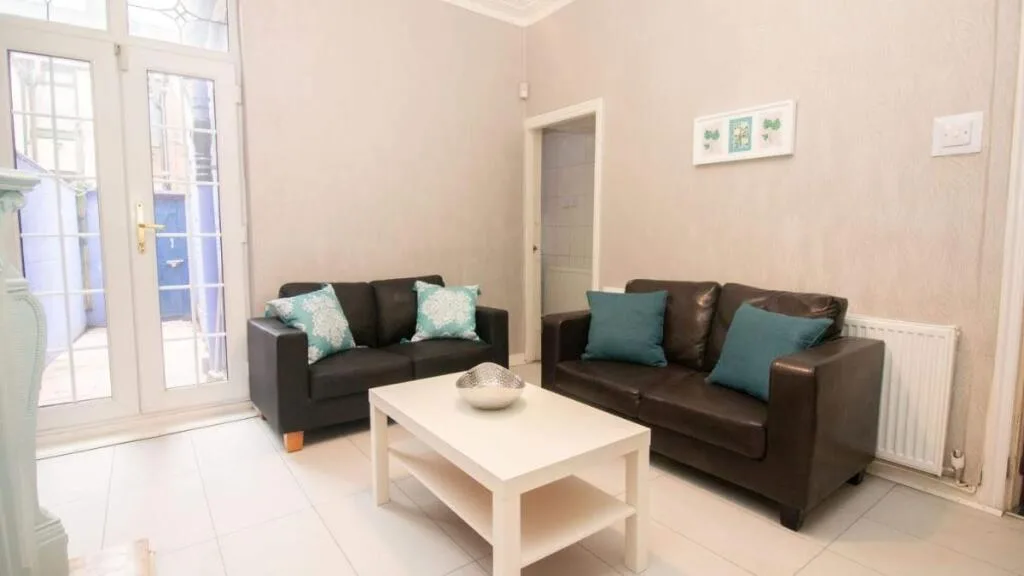 4 bedroom terraced house for rent