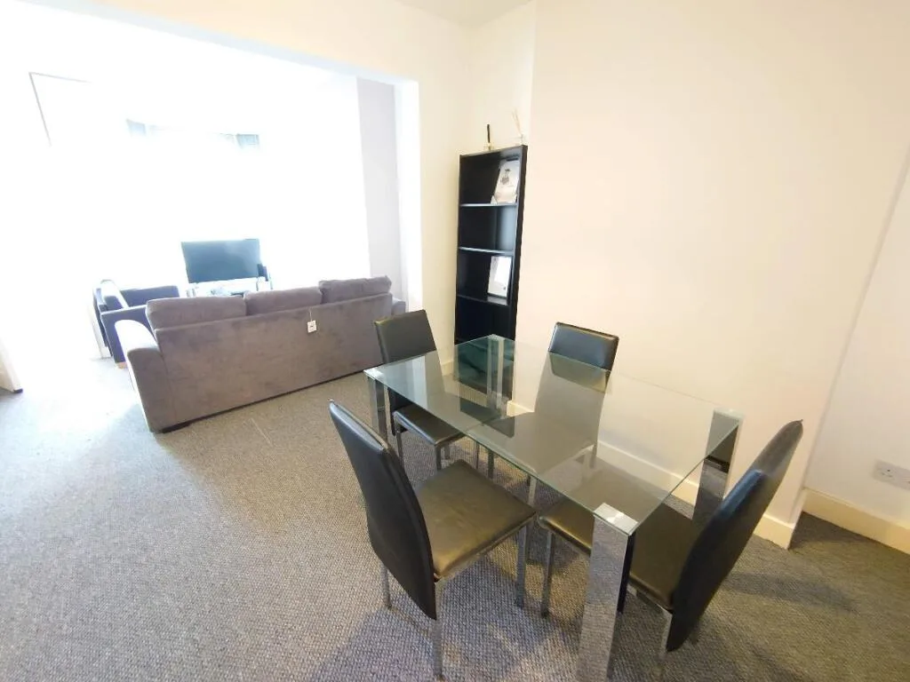 2 bedroom terraced house for rent