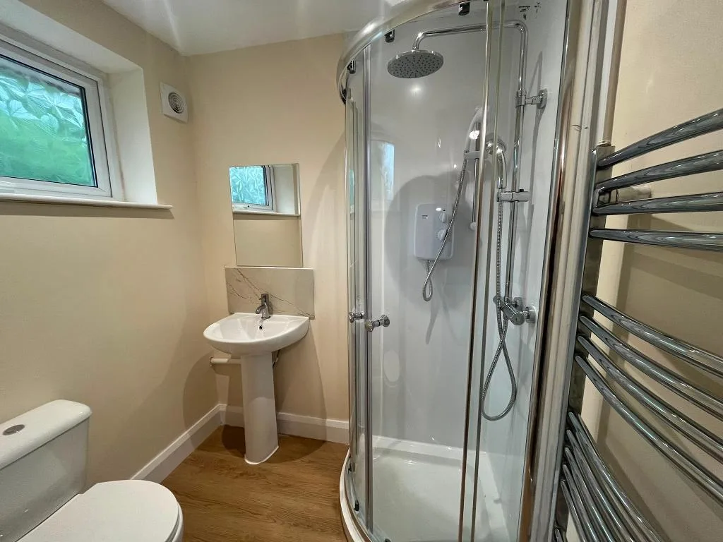 4 bedroom detached house for rent