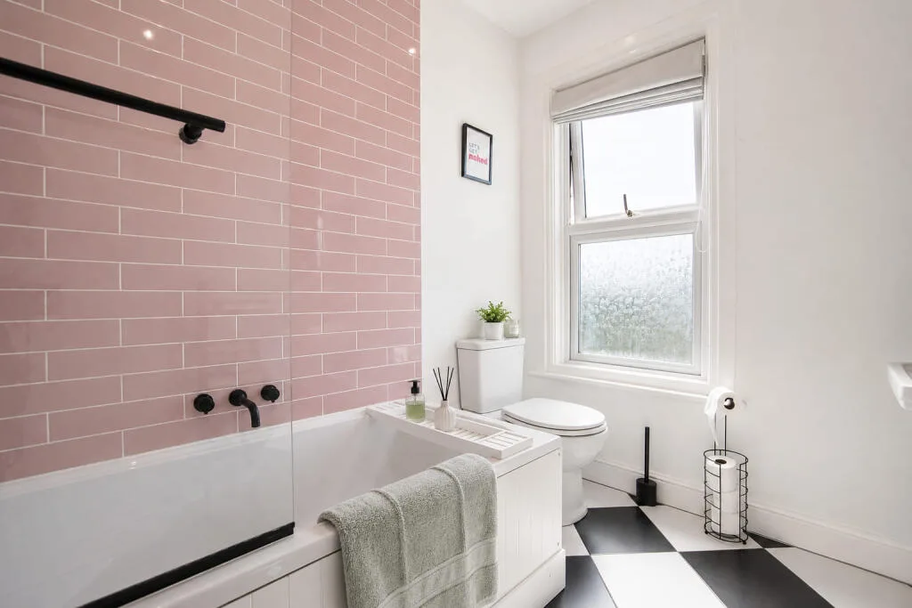 2 bedroom house for rent