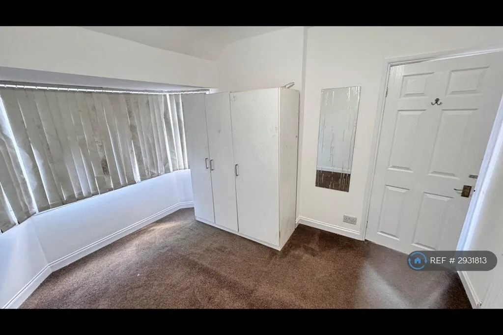 3 bedroom semi-detached house for rent