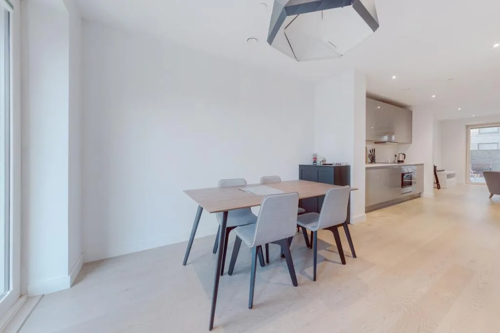 3 bedroom flat for rent