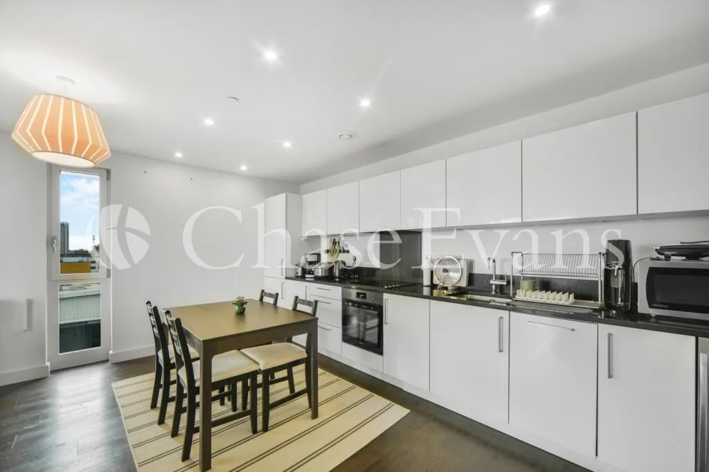 3 bedroom flat for rent
