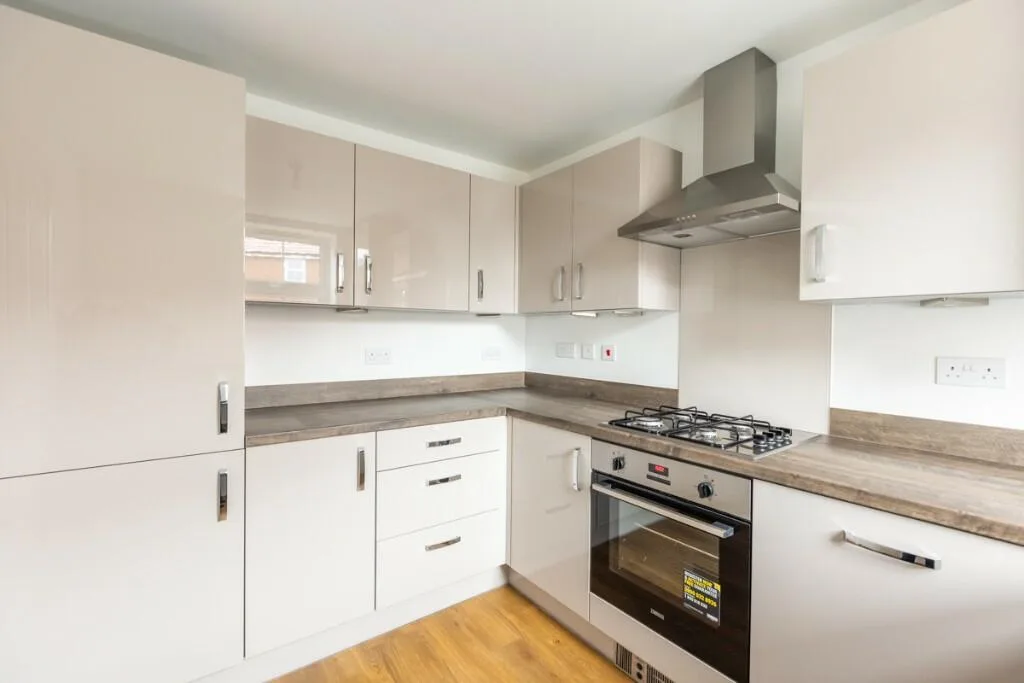 2 bedroom semi-detached house for rent