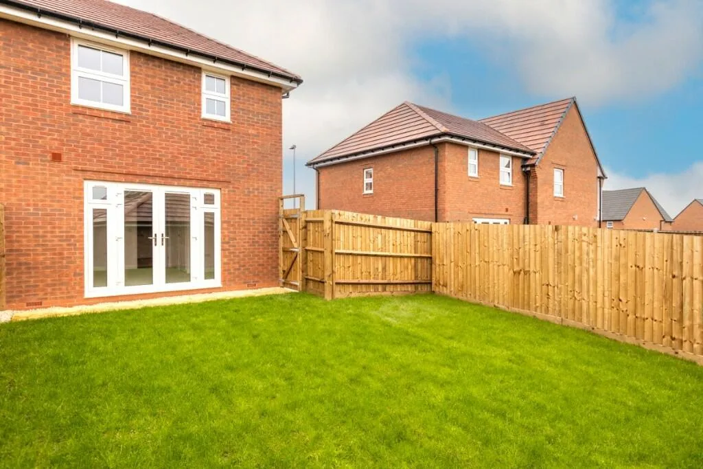2 bedroom semi-detached house for rent
