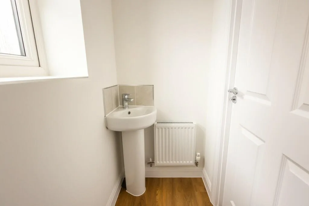 2 bedroom semi-detached house for rent