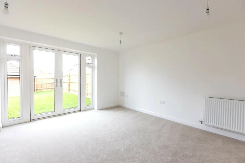 2 bedroom semi-detached house for rent